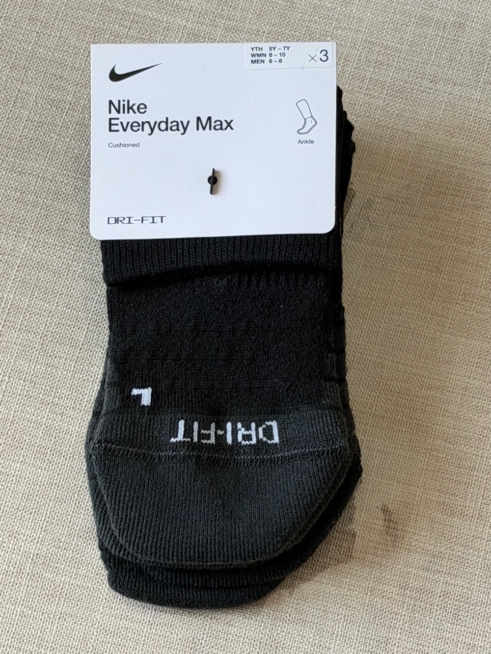 Nike Everyday Max Cushioned Training Ankle Socks 3 Pairs | Black - Size Medium